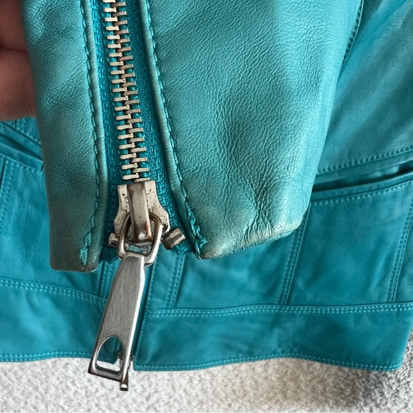 Lafayette 148 New York Women’s Teal 100% Leather Zipper Jacket Size 2 - Picture 9 of 16